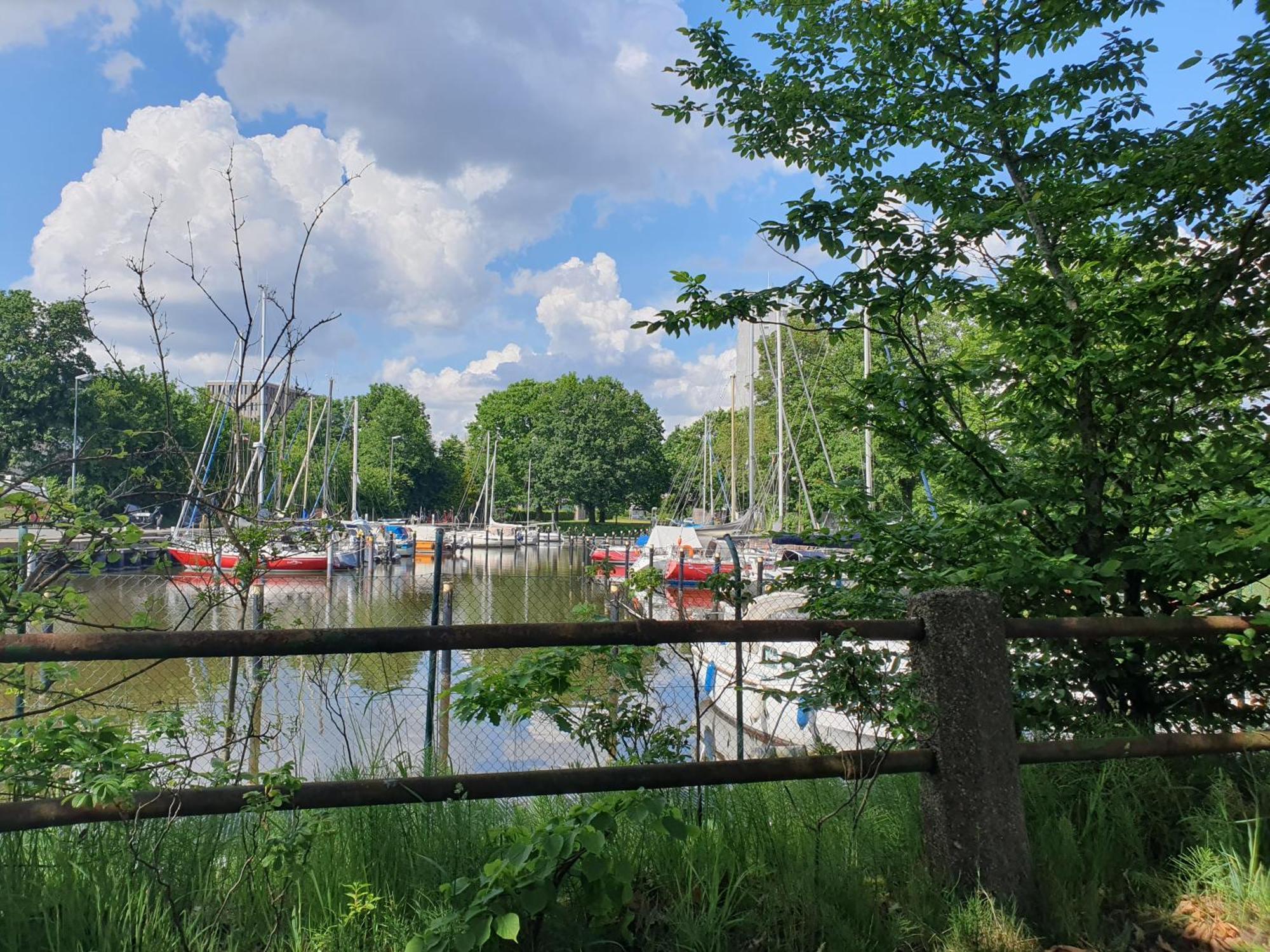 Moebeliertes Wohnen Auf Zeit Am Yachthafen * Bremerhaven